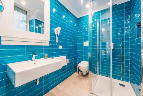 sorrento apartments one