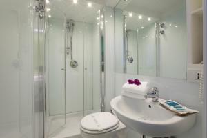 sorrento apartments one