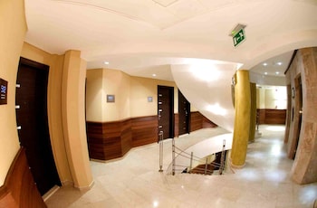 the avenue suites