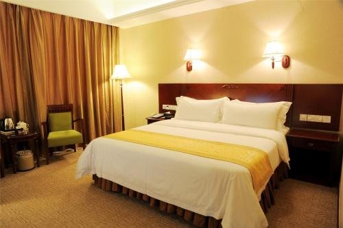 Vienna International Hotel (Zhongshan Torch Center Branch),Fuhuo>>Zhongshan,4 star