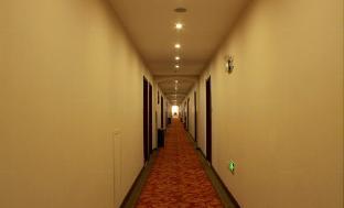 greentree inn zhenjiang yangzhong north gangdong r