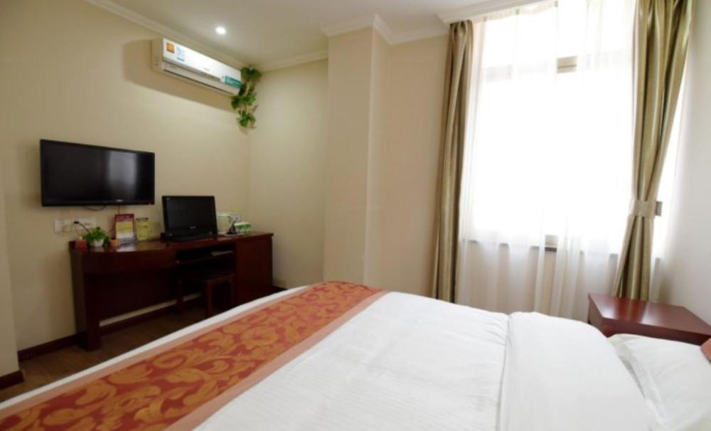 greentree inn zhenjiang yangzhong north gangdong r