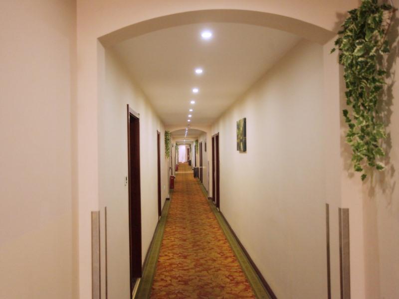 greentree inn zhenjiang yangzhong north gangdong r