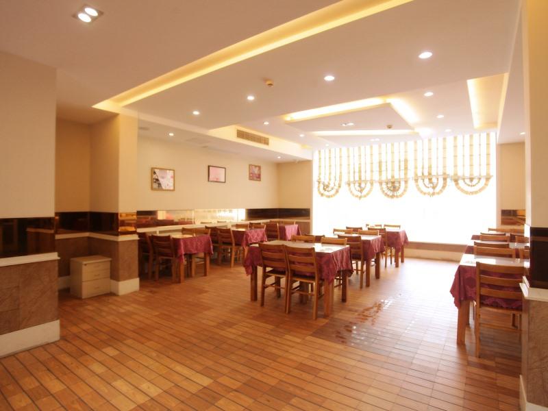 greentree inn zhenjiang yangzhong north gangdong r