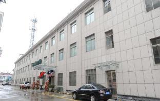 greentree inn zhenjiang yangzhong north gangdong r
