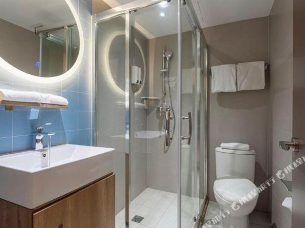 home inn changsha yuelu mountain rongwan town metro station