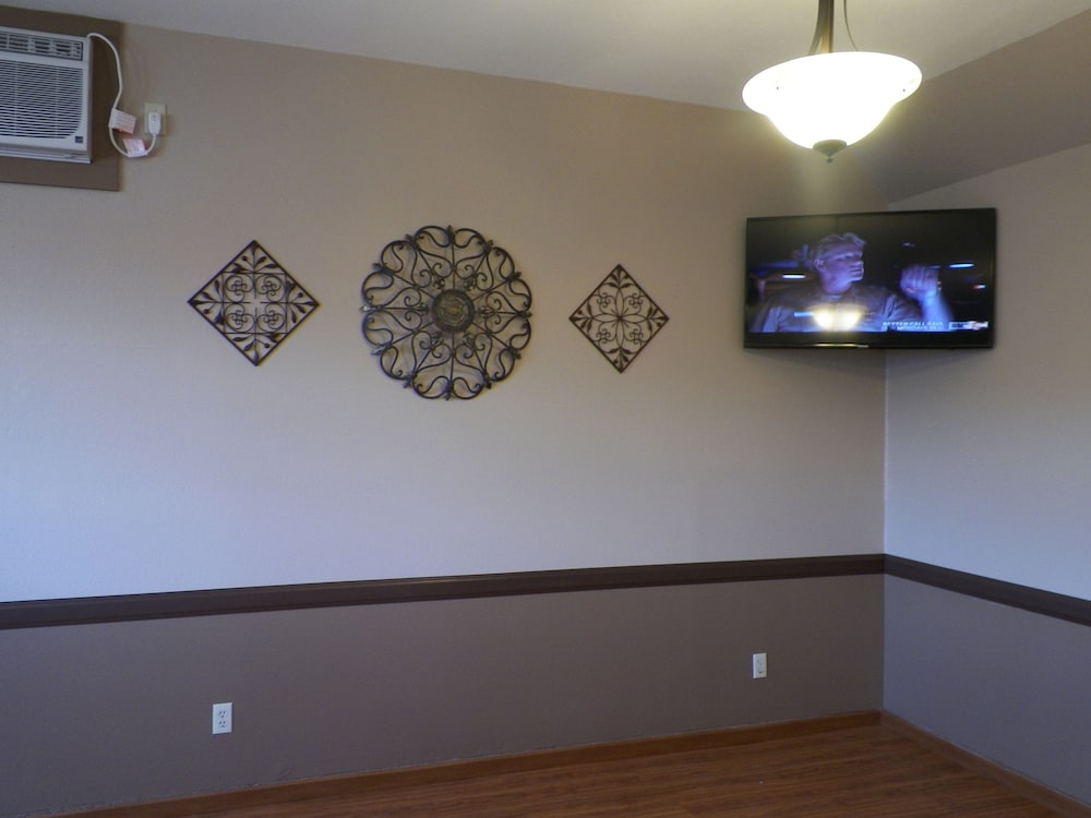 country motor inn