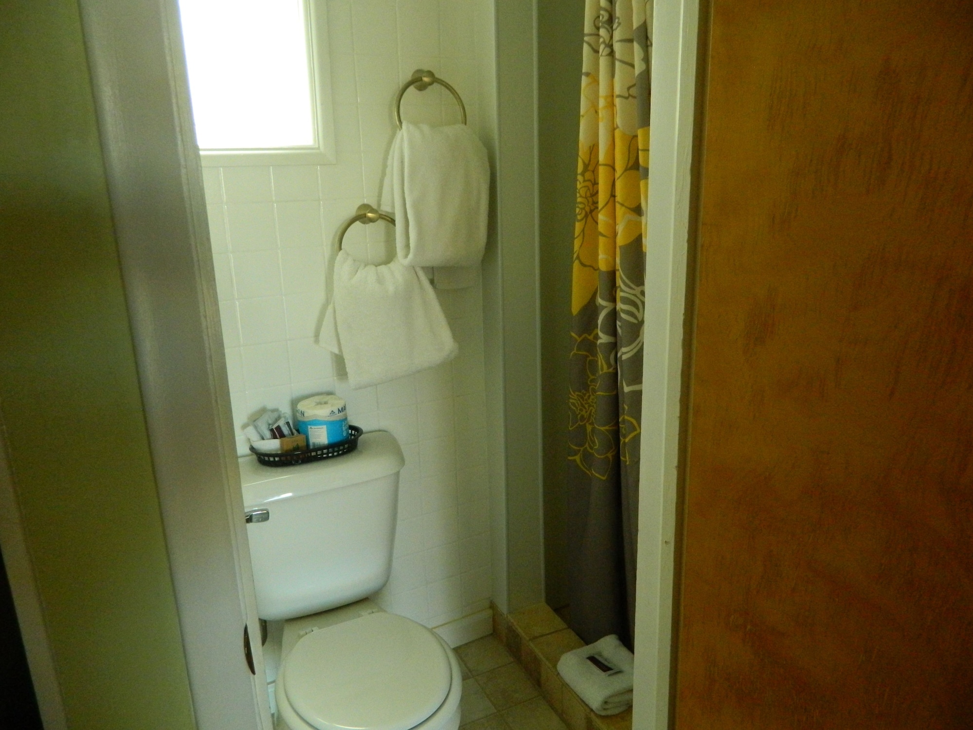 country motor inn
