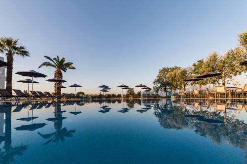 mythic summer hotel