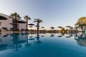 mythic summer hotel