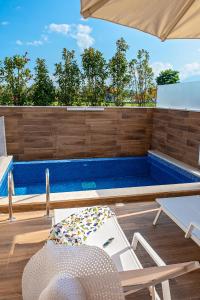 mythic summer hotel