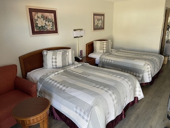 colonial inn