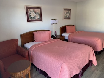 colonial inn