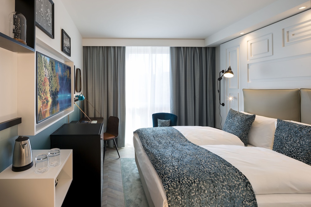 hotel indigo dresden wettiner platz an ihg hotel