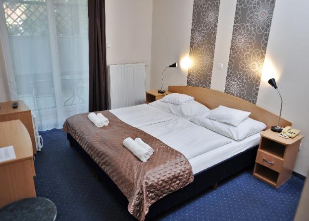 hotel rose city