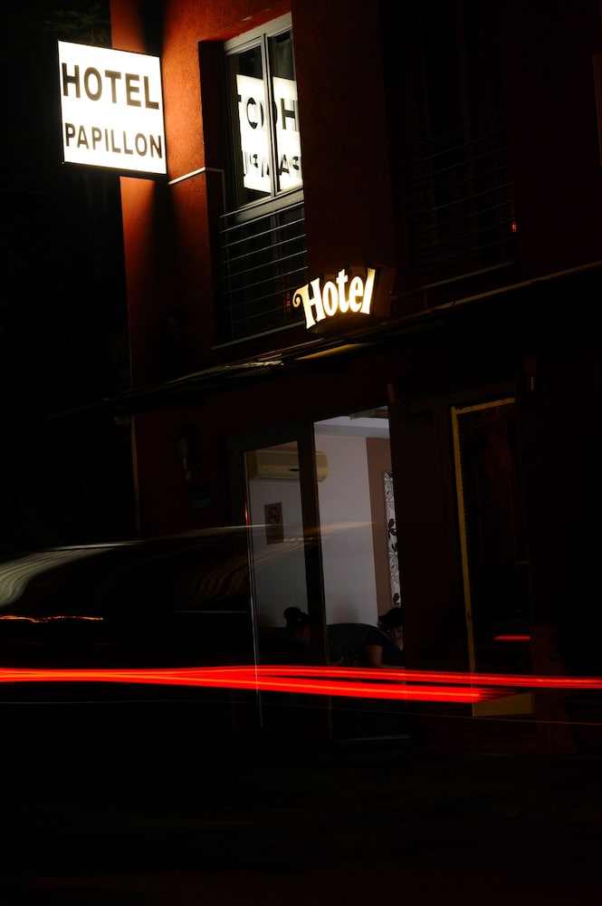 hotel rose city