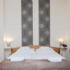 hotel rose city