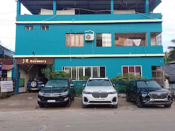 Jr Residency,,2 star