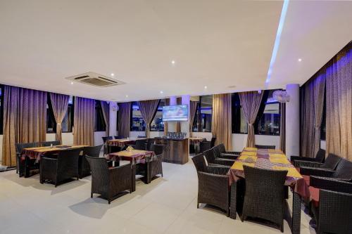 Hotel Samanvi International,Hotel Samanvi International Rsk Complex, Sbg Bridge, Main Road, Nh-234, Belur, Karnataka 573115,3 star