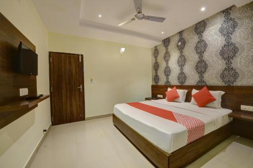 hotel samanvi international