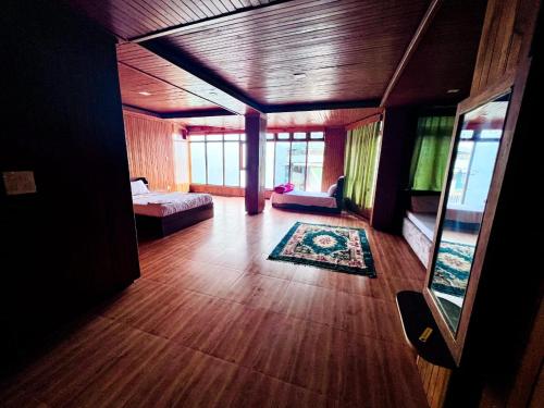 hotel tashi gyal tsen