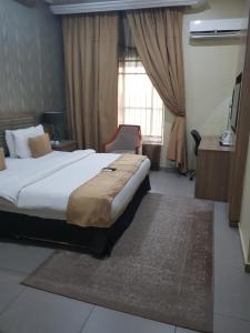 heritage continental hotel