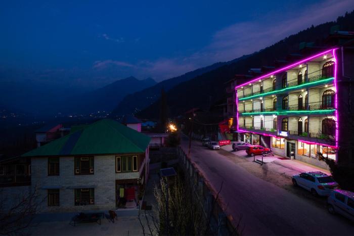 rewat residency manali