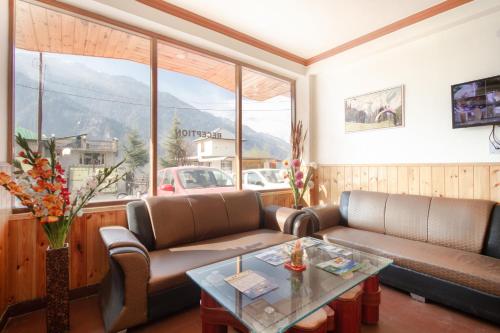 Rewat Residency Manali,New Rewat Residency Manali, Village - Gojra, P.O- Khakhnal Teh, Hp,3 star