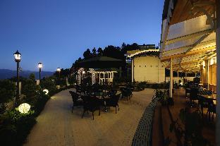 Crescent Resort,Mall Road,4 star