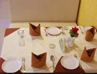 kings cliff hotel