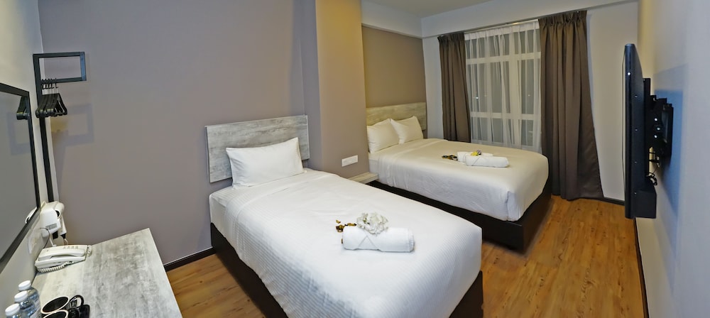 the leverage lite hotel kuantan