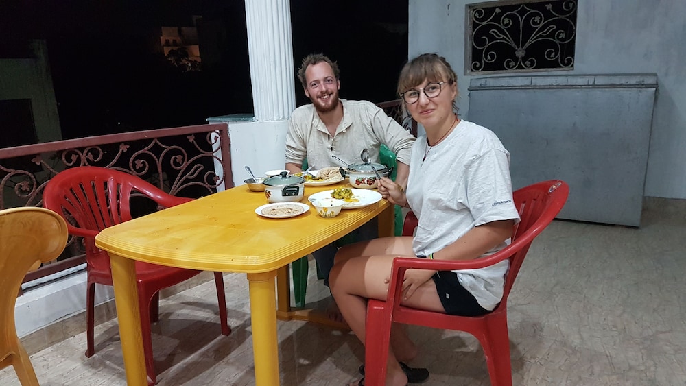 anukampa paying guest house