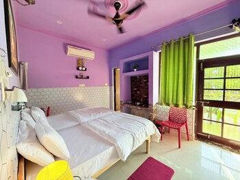 anukampa paying guest house