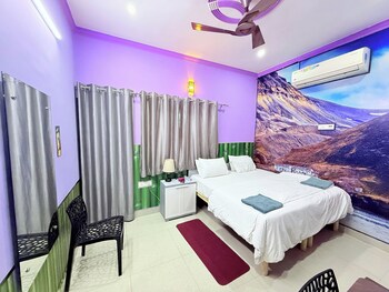 anukampa paying guest house