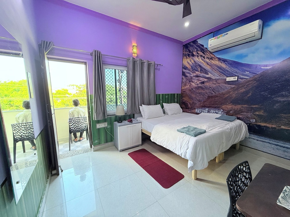 anukampa paying guest house