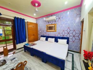 anukampa paying guest house