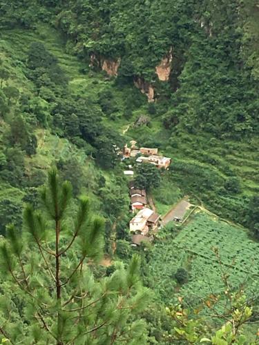 solid rock lodge and restaurant