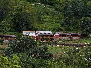 solid rock lodge and restaurant