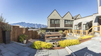 lomond lodge motel and apartments