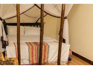 nyange resort and marina