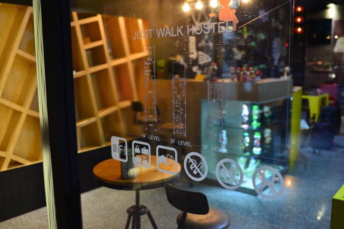 just walk backpacker hostel