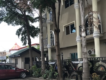 gq international hotel