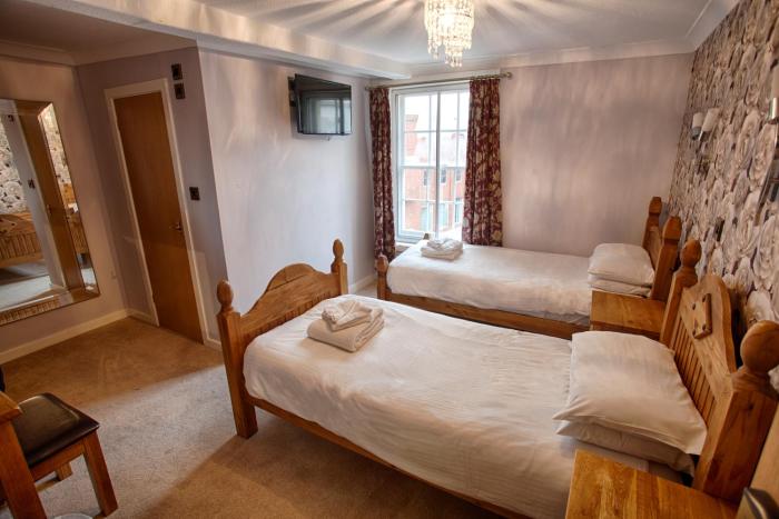 the elephant and castle hotel