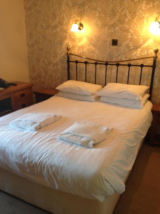 the elephant and castle hotel