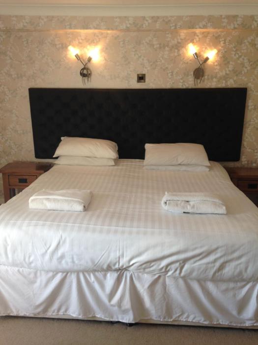 the elephant and castle hotel