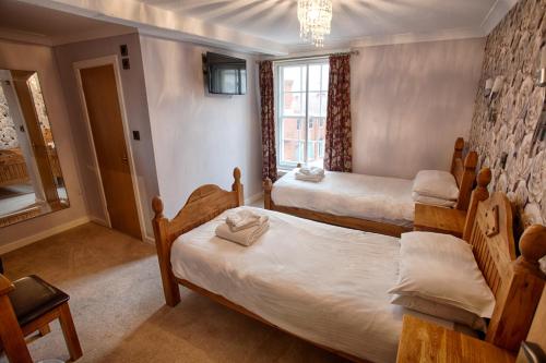 the elephant and castle hotel