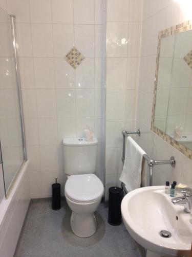 the elephant and castle hotel