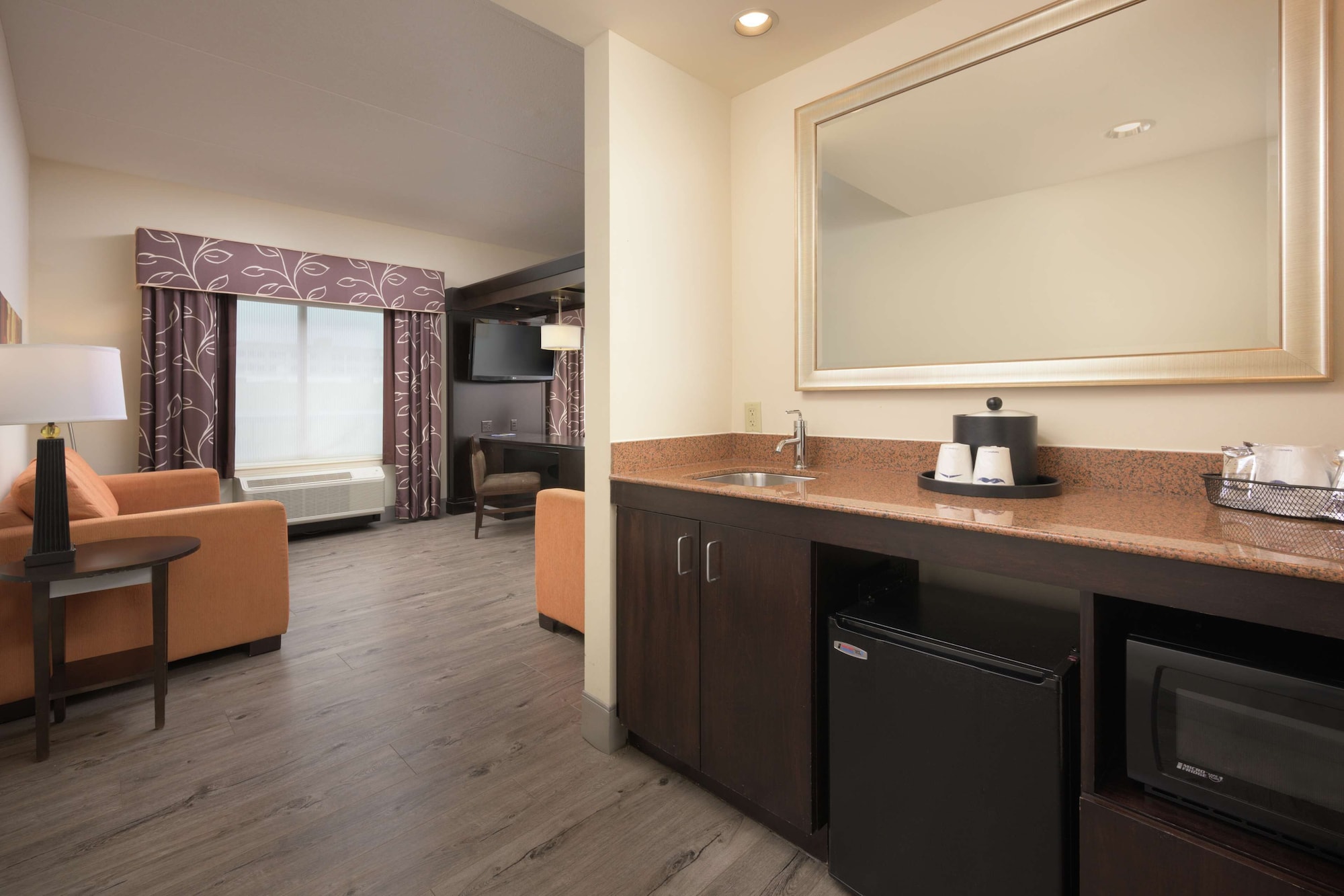 hampton inn and suites chattanooga downtown