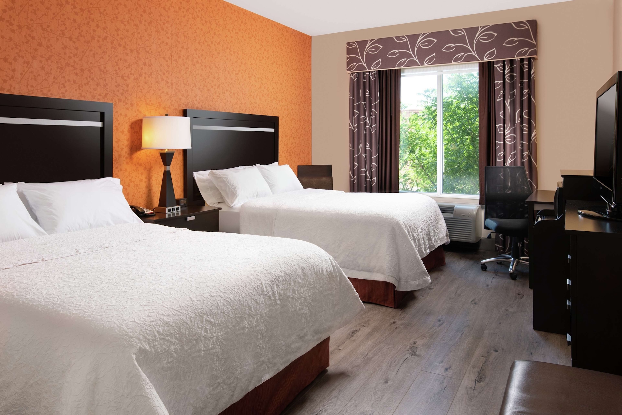 hampton inn and suites chattanooga downtown