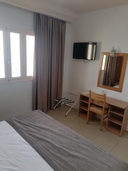 hotel yasmine